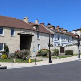 © Pascal Bouchain Mairie Saint-Nom-la-Bretêche