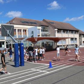 © Pascal Bouchain Mairie Saint-Nom-la-Bretêche